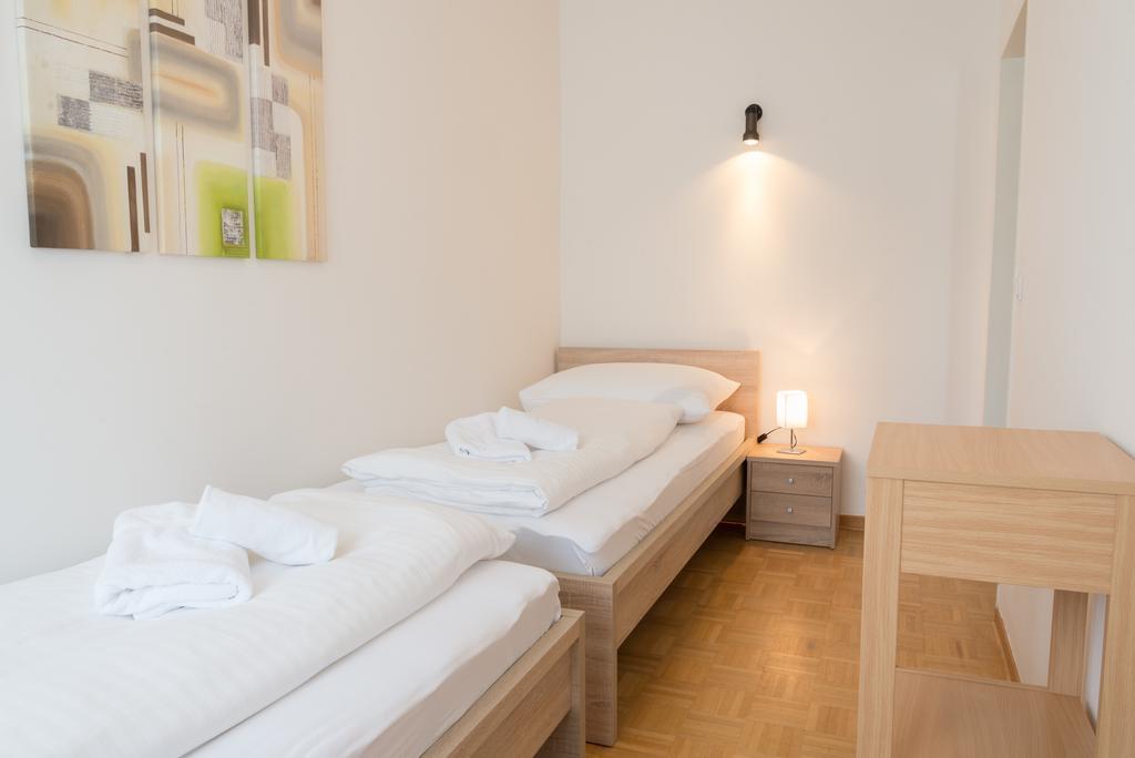 Apartment Seeblick Zell am See Room photo